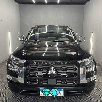 MITSUBISHI TRITON 2.4 BITURBO DIESEL CD HPE 4X4 AUTOMÁTICO